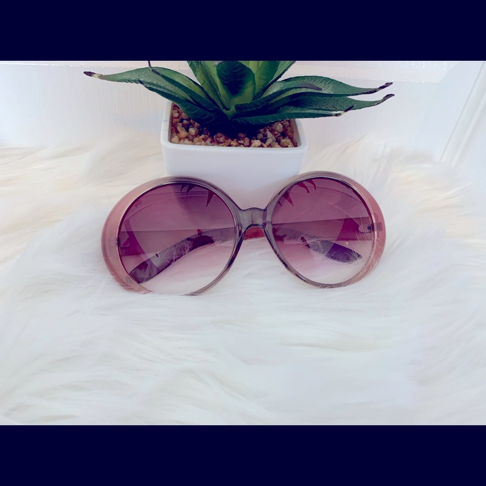Pink + Brown Round Frame Ombré Sunglasses